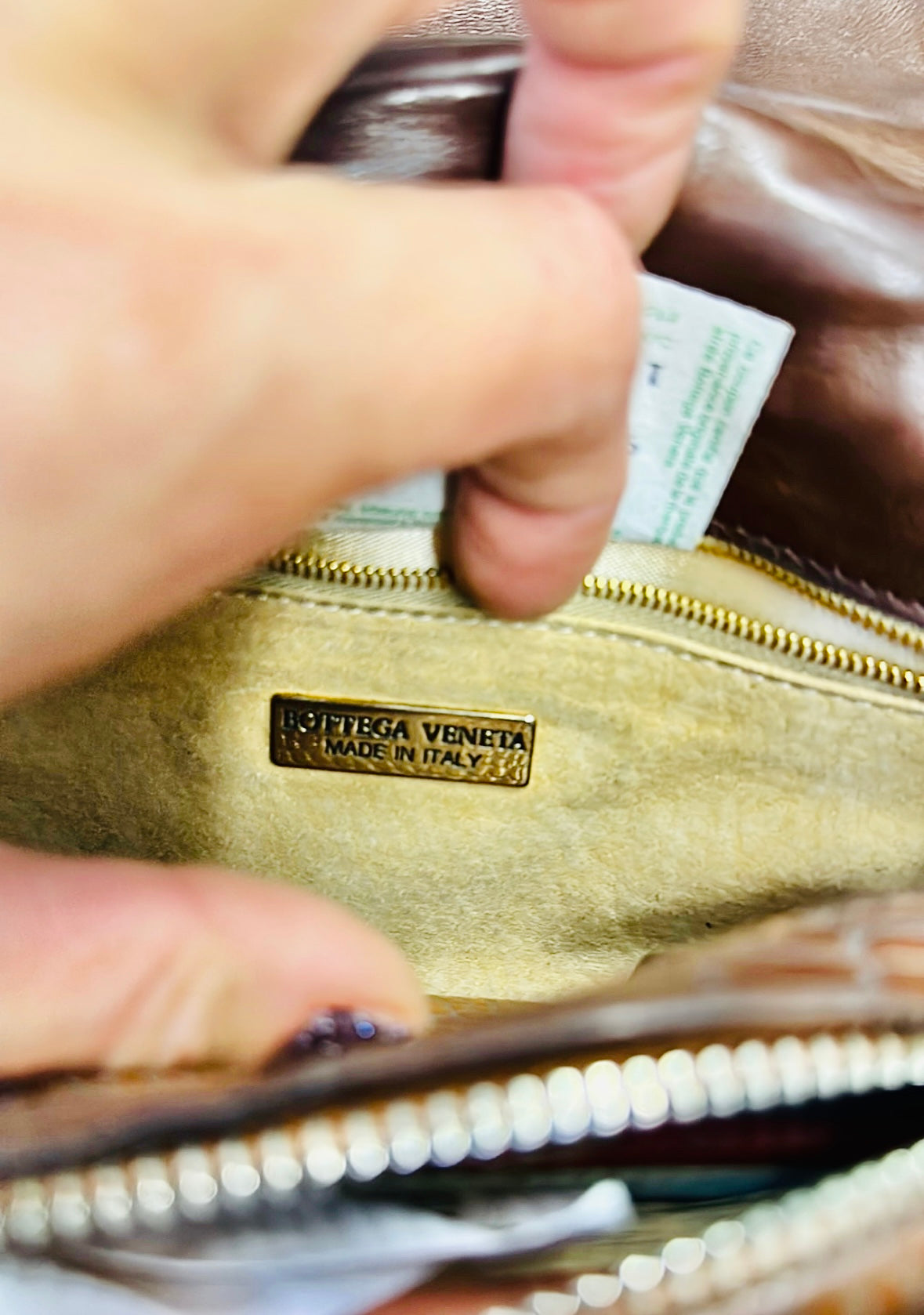 Vintage Bottega Veneta intrecciato brown woven lambskin handbag with matching turn-lock closure